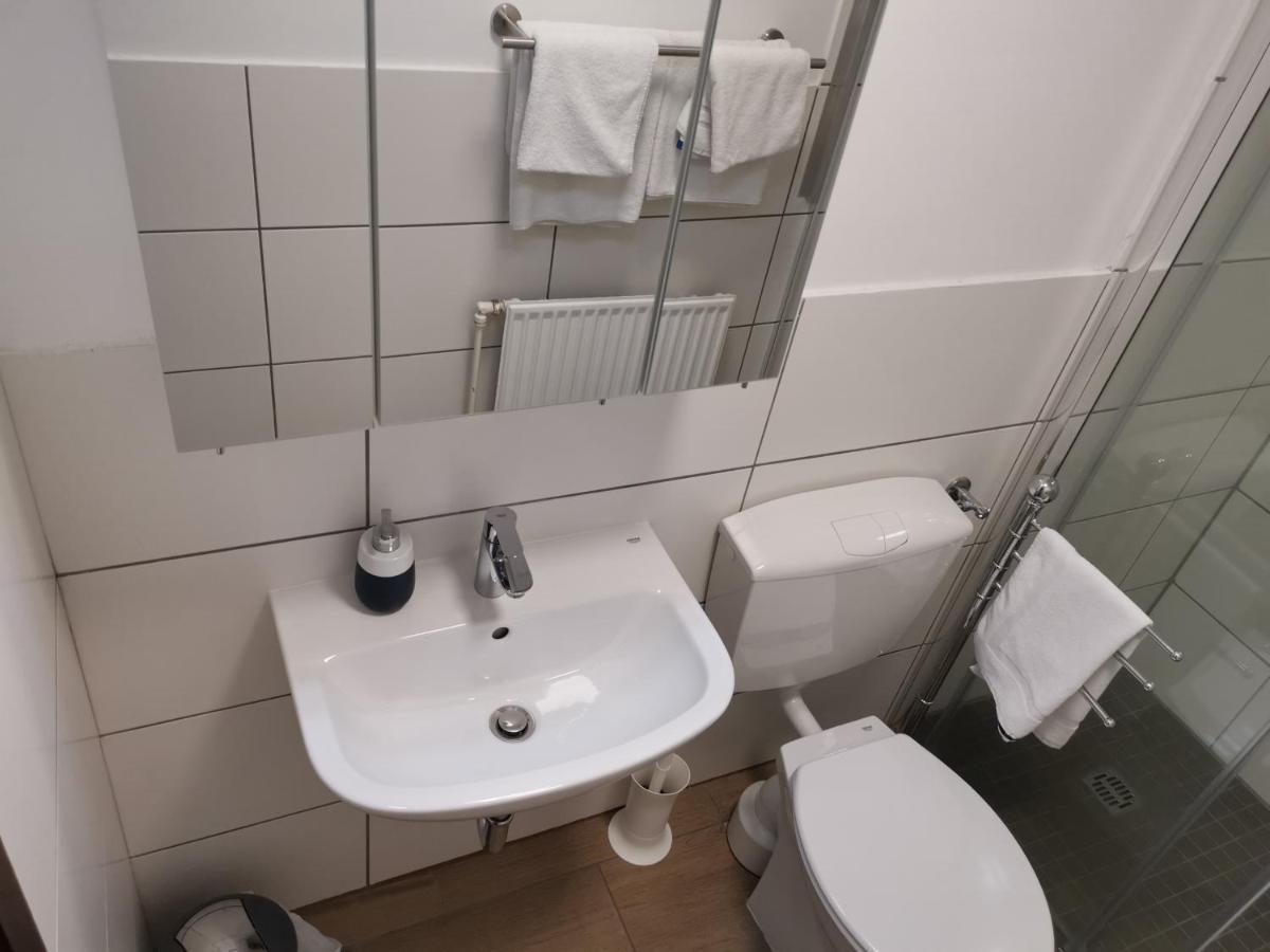 Gaestehaus Haeuser Linden  Buitenkant foto